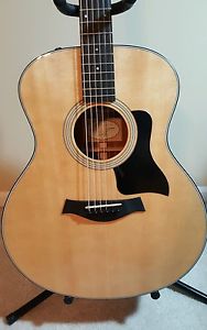2015 Taylor 316e Grand Symphony Acoustic/Electric Guitar