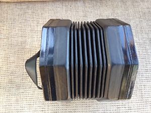 Concertina, Wheatstone D/G 40 button