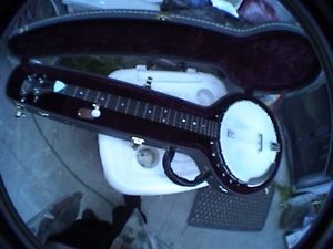 beautiful 22 fret 5 string deering boston OB banjo with case from 1998