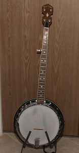 Gold Tone BG-250F Banjo with hard case, gig bag, stand,picks, DVDs, books,