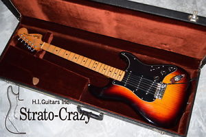 Fender Stratocaster '77 Sunburst / Maple neck Used  w/ Hard case