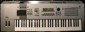 Yamaha Motif6 61-Key Digital Music Production Synthesizer Workstation Keyboard