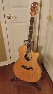 2011 Taylor Custom Grand Auditorium GA Acoustic Guitar with Hardshell Case