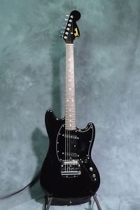 FENDER JAPAN / MG69/MH/DP BLK w/soft case Free shipping From JAPAN #U821