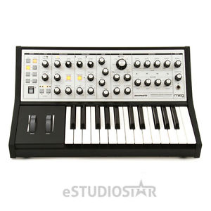 Moog LPS-SUB-001 Sub Phatty Monophonic Analog Synthesizer