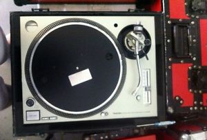 Technics SL 1200M3D **Pair** + Cartridges Shure M44-7 + Dicers