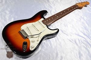 Fender 1990 Vintage '62 Stratocaster/3 Tone Sunburst Electric Free Shipping