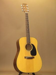 MARTIN D-18 1976 Guitar Free shipping From JAPAN