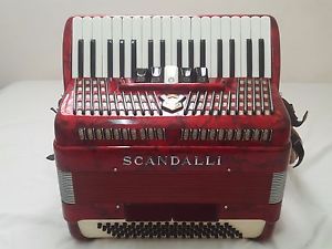 Red Scandalli Piano accordion 80 bass Italy