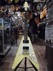 Greco FV-600 Flying V type Electric guitar, Made in Japan, w/ Hard case, j190907