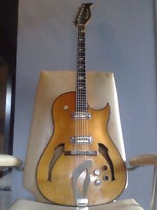RARE GUITARE ELECTRIQUE HOPF SPECIAL JAZZ ROCK ANNEE 1960 CAISSE HOLOOW GUITAR
