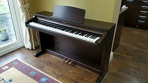 Technics SX-PX224 Electric Digital Piano in superb condition