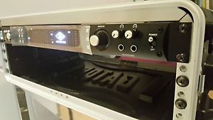 Universal Audio Audio Apollo 8 QUAD + 30 Plug-Ins Thunderbolt Only