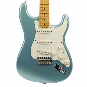 2001 FENDER AVRI AMERICAN VINTAGE REISSUE 57 STRATOCASTER ICE BLUE METALLIC