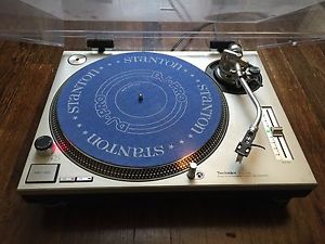 Technics SL1200MK2 DJ Turntable