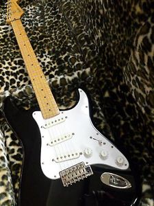 Fender Japan ST-314-55 E serial "MIJ" by FujiGen, c.1986, Good condition w/HC