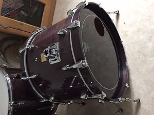 Grosse caisse BASS DRUM YAMAHA MAPLE CUSTOM ABOLUTE 22X16
