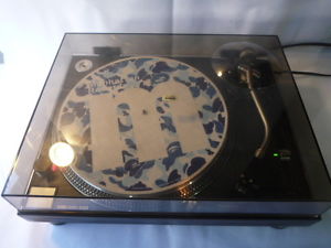 Technics SL 1200 MK4 in excellent +condition from Japan