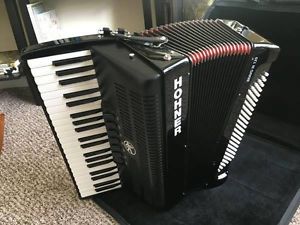Accordion Hohner Bravo 3 ,120 Bass ,..new ,new ,..cheap!!!