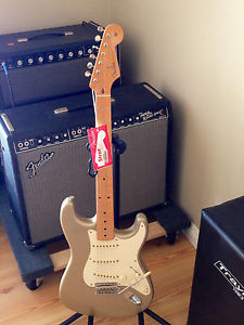 Shoreline Gold Fender Classic Player '50s Strat Upgraded Pick Up