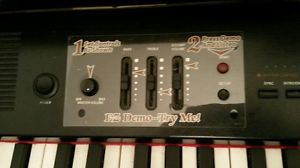 Baby grand digital piano suzuki gp 3 . CHEAP!