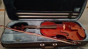 Viola, 17", by Jame Wang, Shanghai, made in 1999; includes bow and case
