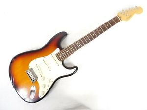 Fender USA Stratocaster with guitar case M2243934