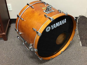 Yamaha Maple Custom Absolute 22" x 16" bass drum in Vintage Natural finish