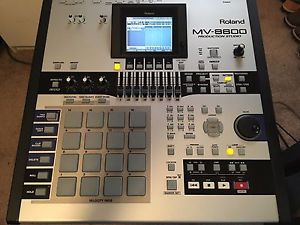 ROLAND MV-8800 Production Studio Workstation.