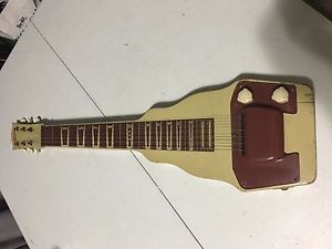 Gibson Electric Guitar 33" Unusual Design.
