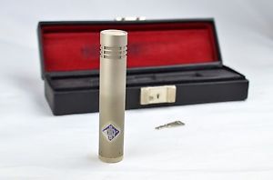 1970'S VINTAGE NEUMANN KM84i KM84 CONDENSER MICROPHONE MIC W/CASE