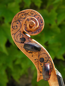 violon 4/4 avec décorations
