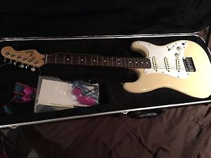 fender stratocaster 1983