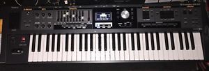 Roland V-Combo VR-09 Live Performance Keyboard