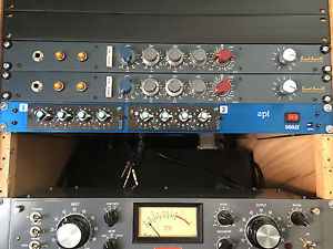 API 550b EQ Pair in Horizontal Rack MINT