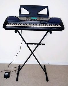 Yamaha PSR-340 Keyboard with Padded Case, Music Rest, Stand and Adapter