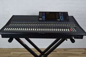 Yamaha LS9 32 digital mixing console mixer EXCELLENT!