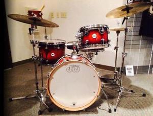 DW Design Series Frequent Flyer 4pc Drum Set Tobacco Burst Lacquer