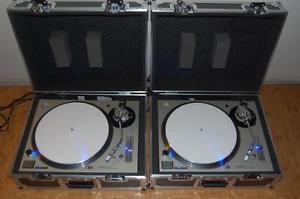 Technics SL-1200 MK5's Turntables with cases EXCELLENT L@@@@K!!!!