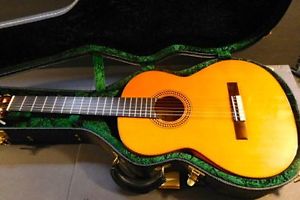 AMALIO BURGUET 1F GUITAR - NEW
