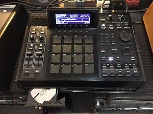 custom AKAI MPC 2500 CD/CF/128meg/JJOS-XL 3.52/drum pads/sampler //ARMENS