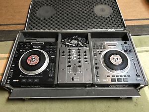 Two Numark V7 Itch DJ Turntable Controllers With Stanton M.203 And Hard Case