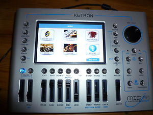 Ketron Midjay Pro mit 500GB Harddisc , Orginal Tasche und Videokabel