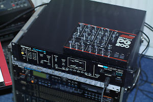 Roland MKS 30 Vintage Analog Synth + PG 200 Programmer