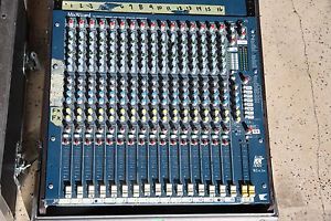 Allen & Heath WZ 16.2 mixer
