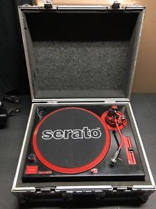 Technics SL 1200 MK2 Turntable w/ Hard Shell Travel Case