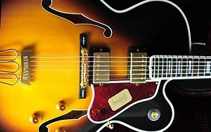 2013 Gibson Byrdland VSB Jazz Archtop Guitar Mint Thin Body Short Scale *374