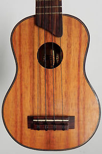 KAMAKA SOPRANO UKULELE GOLD LABEL BRAZILIAN ROSEWOOD FINGERBOARD, BINDING & CASE