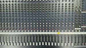 Yamaha MG32/14FX Black Mixing Console