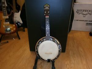 Dallas Model 'D' Banjo Ukulele